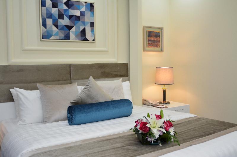 Golden Bujari Hotel Khobar Bagian luar foto