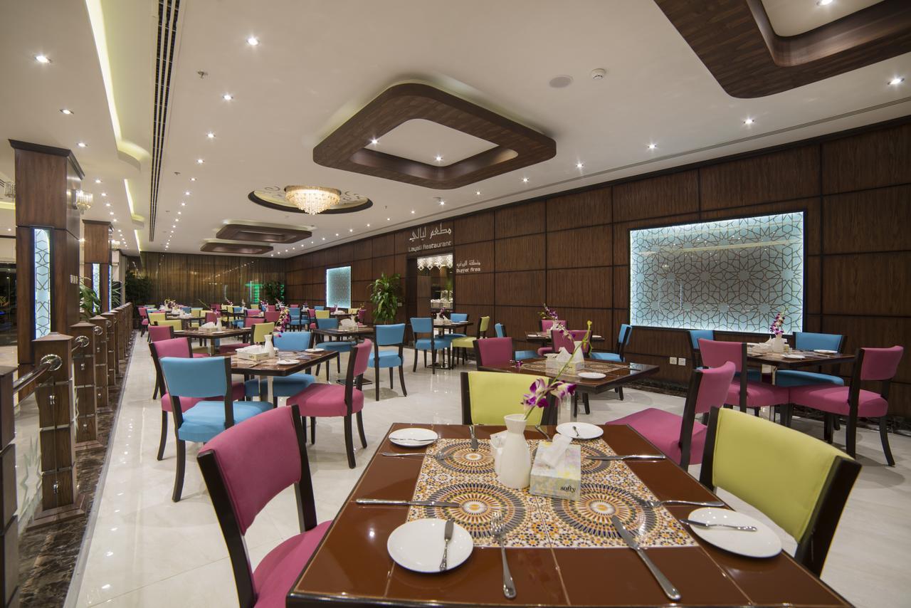 Golden Bujari Hotel Khobar Bagian luar foto