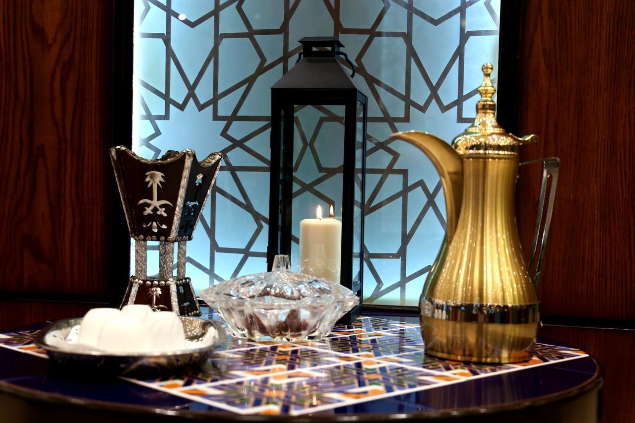 Golden Bujari Hotel Khobar Bagian luar foto